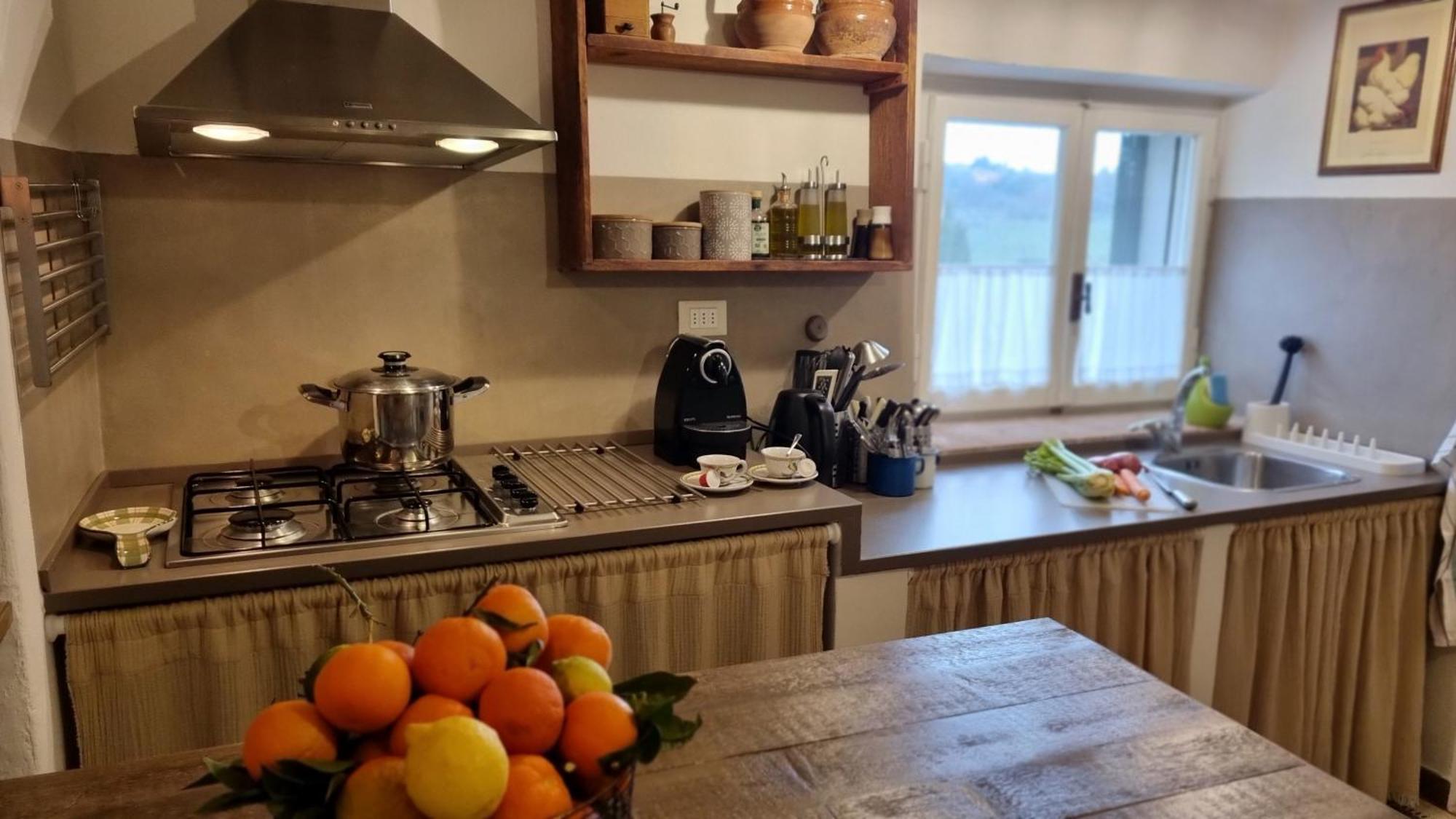 Il Piccino 29, Esperienza Romantica In Borgo.... Montescudaio Eksteriør billede
